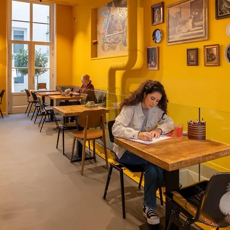 Stayokay Stadsdoelen Vandrerhjem *