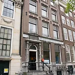 Stayokay Stadsdoelen * Amsterdam
