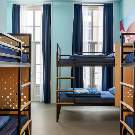 Stayokay Stadsdoelen Хостел Амстердам