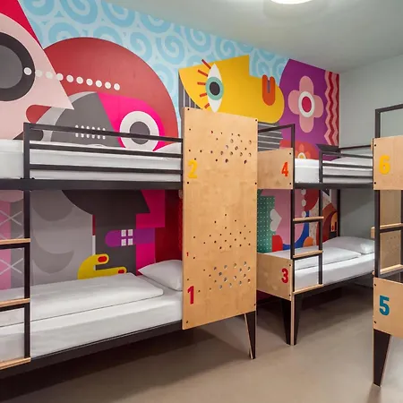 Stayokay Stadsdoelen Hostel