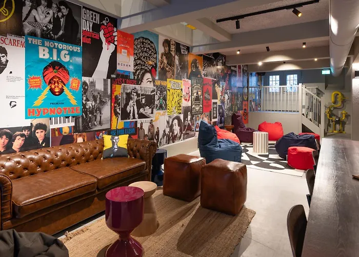 Хостел Stayokay Stadsdoelen