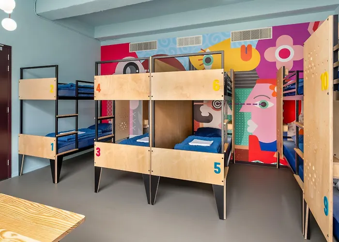 Хостел Stayokay Stadsdoelen Амстердам