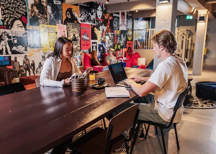 Stayokay Stadsdoelen Хостел