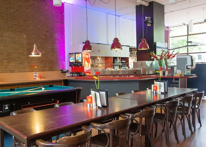 Хостел Stayokay Stadsdoelen